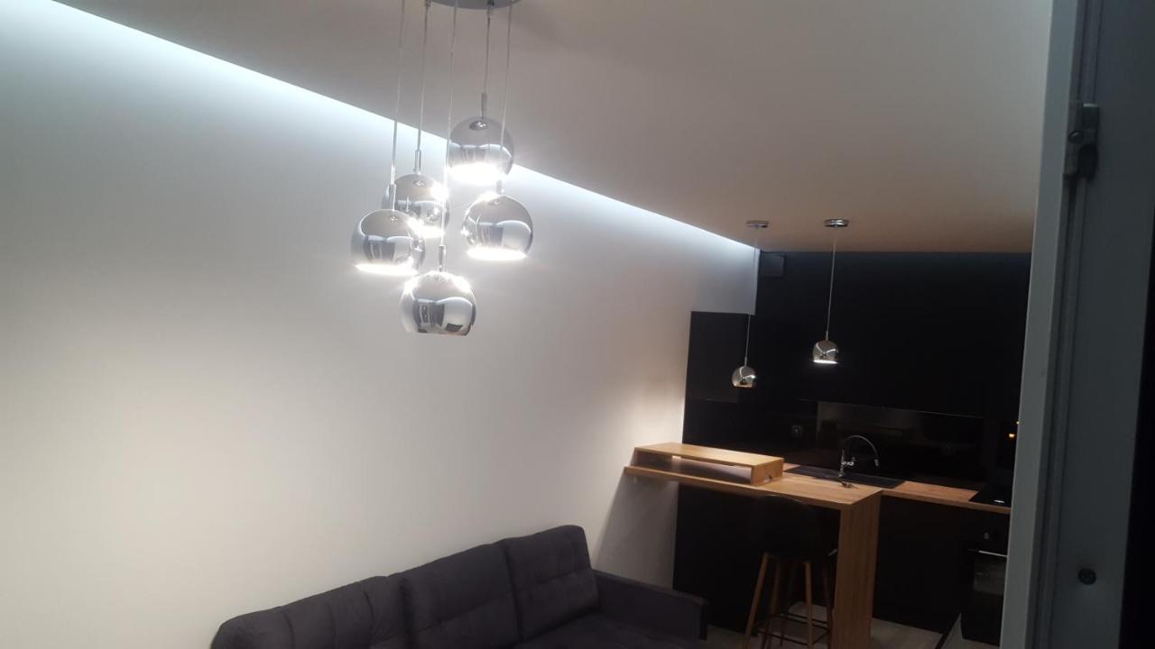 Apartament Skarbowa 2 & Parking Leszno  Exterior foto