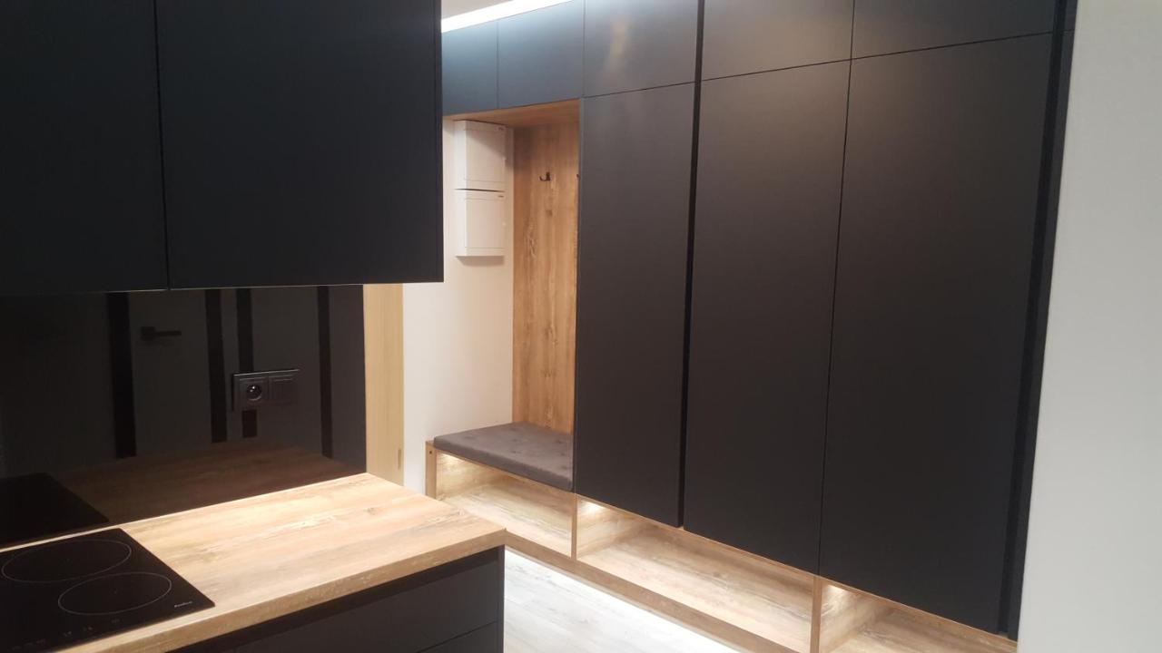Apartament Skarbowa 2 & Parking Leszno  Exterior foto