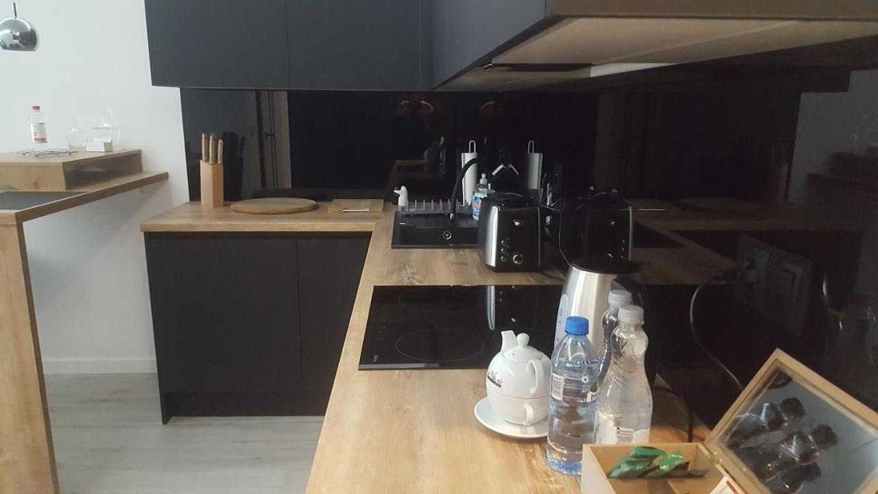 Apartament Skarbowa 2 & Parking Leszno  Exterior foto